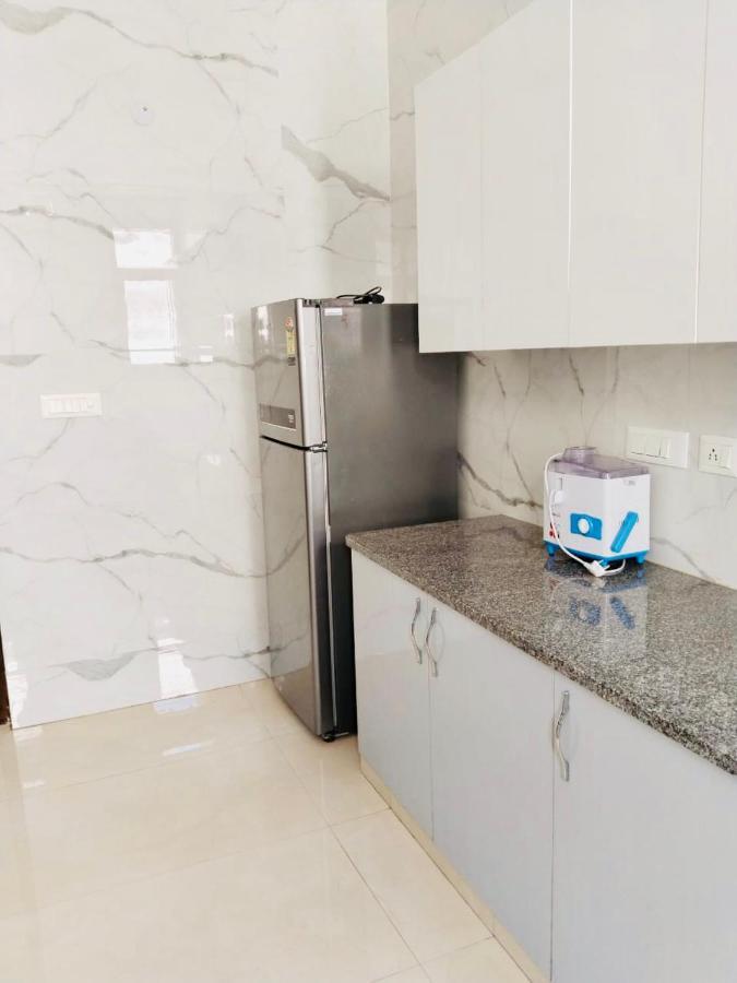 Fortune Home Service Apartment 2Bhk,E28 Saket 2A نيودلهي المظهر الخارجي الصورة