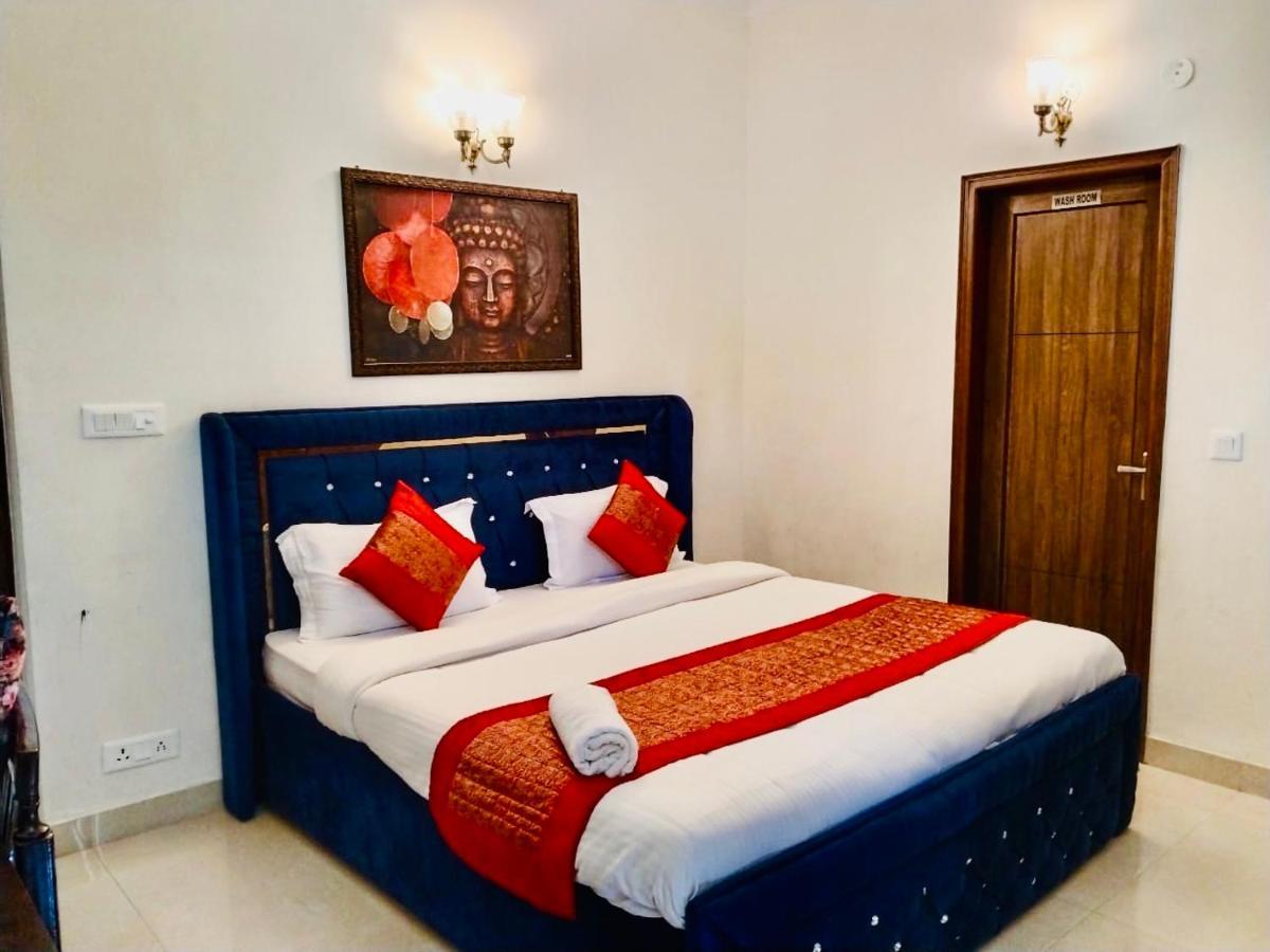 Fortune Home Service Apartment 2Bhk,E28 Saket 2A نيودلهي المظهر الخارجي الصورة