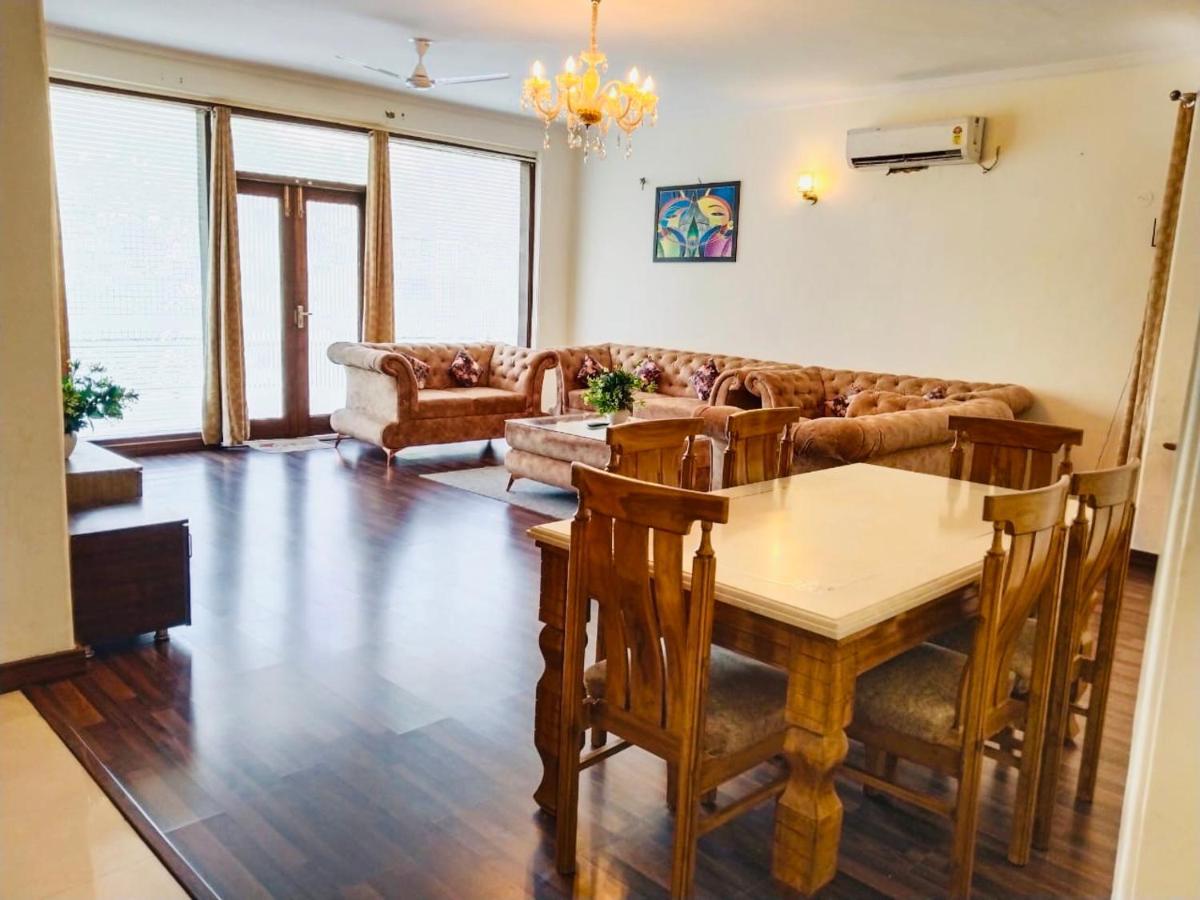 Fortune Home Service Apartment 2Bhk,E28 Saket 2A نيودلهي المظهر الخارجي الصورة