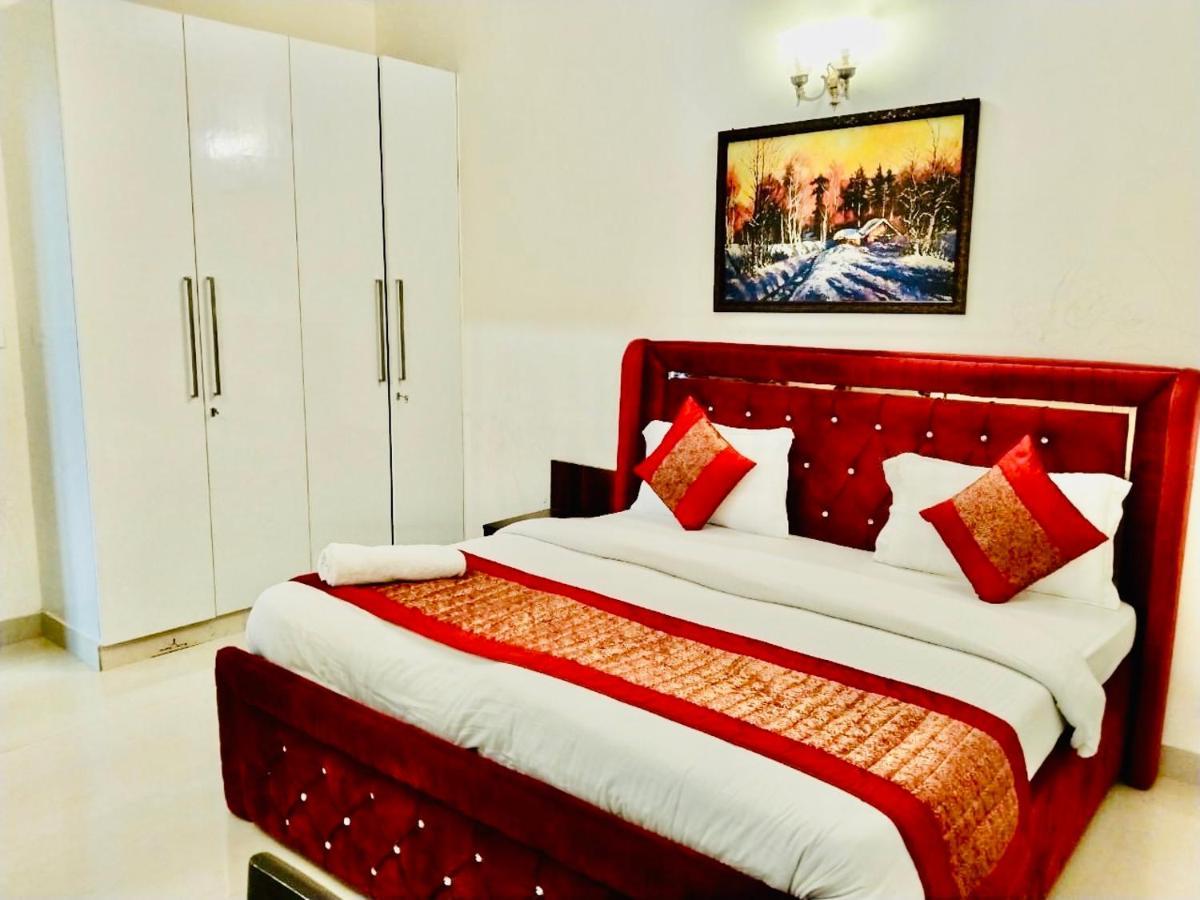 Fortune Home Service Apartment 2Bhk,E28 Saket 2A نيودلهي المظهر الخارجي الصورة