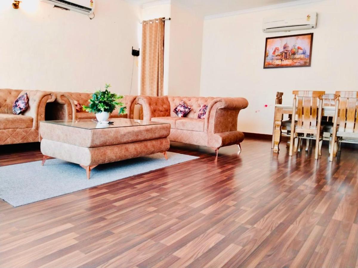 Fortune Home Service Apartment 2Bhk,E28 Saket 2A نيودلهي المظهر الخارجي الصورة